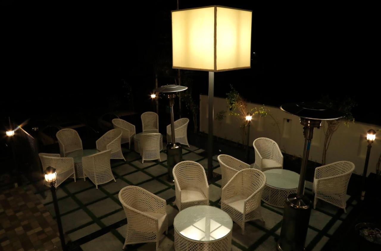 Dayal Hotel Una (Himachal Pradesh) מראה חיצוני תמונה