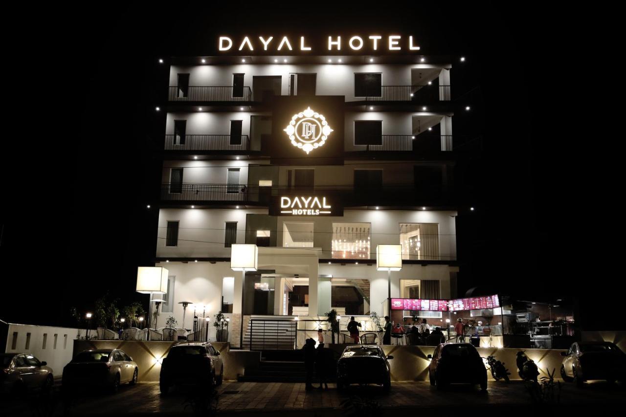 Dayal Hotel Una (Himachal Pradesh) מראה חיצוני תמונה