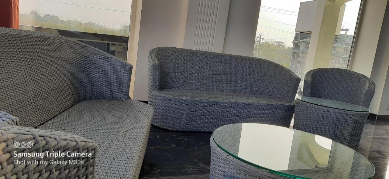 Dayal Hotel Una (Himachal Pradesh) מראה חיצוני תמונה